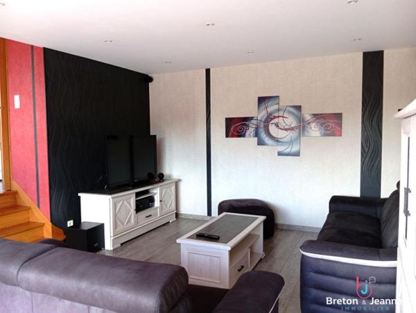 Longère en pierres sans voisins secteur Mayenne