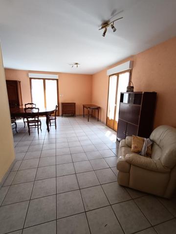 Vente / Maison à Saint-Bonnet-le-Château (42380)