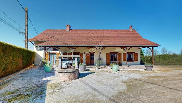 Maison familiale rénovée de 190 m² / 6 chambres / Terrain arboré de 4 100 m² / Double garage