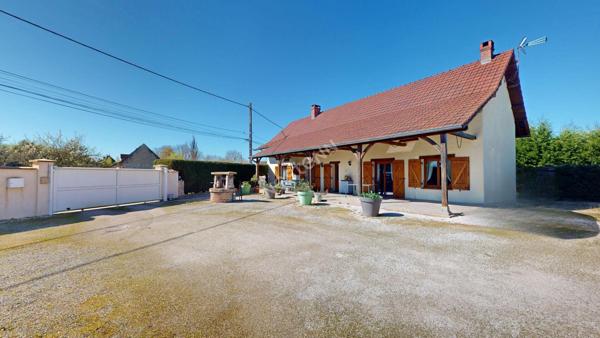 Maison familiale rénovée de 190 m² / 6 chambres / Terrain arboré de 4 100 m² / Double garage