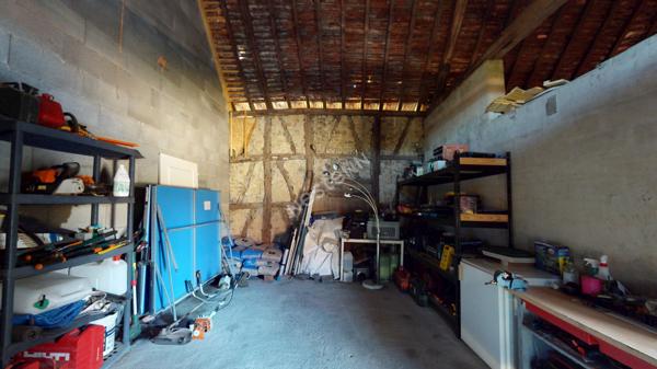 Maison familiale rénovée de 190 m² / 6 chambres / Terrain arboré de 4 100 m² / Double garage