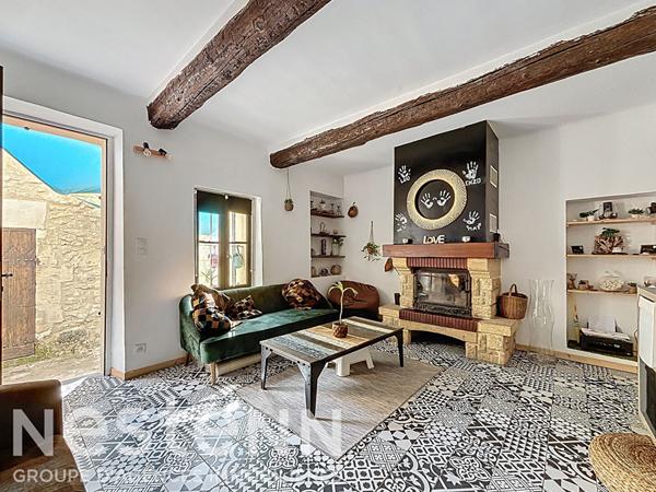 À Vendre Maison de Village Rénovée avec Goût au Coeur de Mallemort