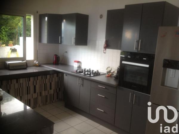 Maison à vendre 6 pièces 210 m² Les Avirons