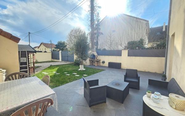 Maison à vendre    4 pièces • 145 m2 Houilles