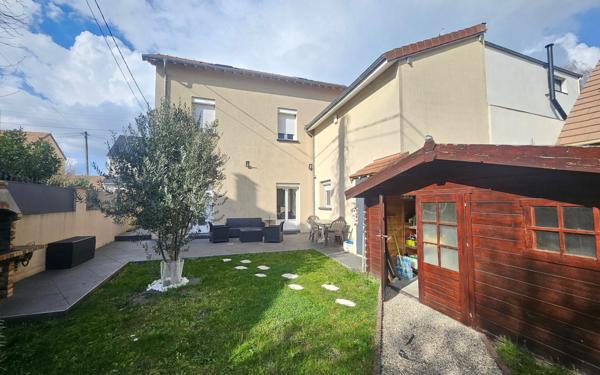 Maison à vendre    4 pièces • 145 m2 Houilles