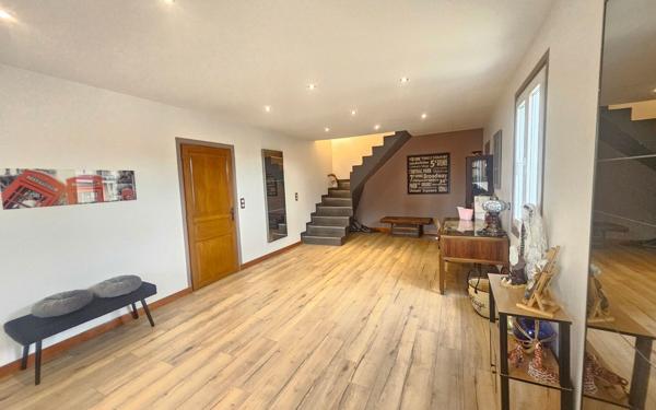 Maison à vendre    4 pièces • 145 m2 Houilles