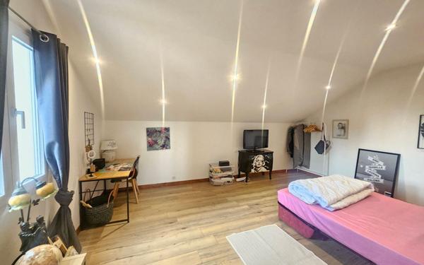 Maison à vendre    4 pièces • 145 m2 Houilles