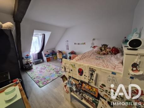 Immeuble à vendre 190 m² Fougères