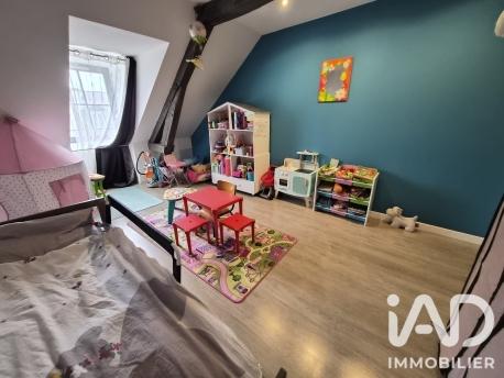 Immeuble à vendre 190 m² Fougères