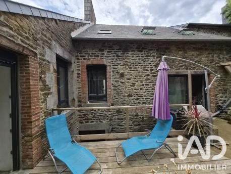 Immeuble à vendre 190 m² Fougères