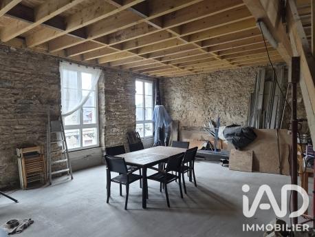 Immeuble à vendre 190 m² Fougères