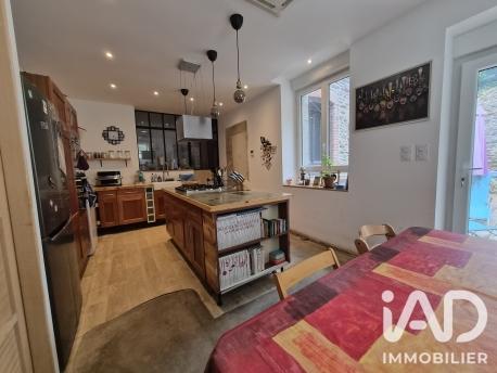 Immeuble à vendre 190 m² Fougères
