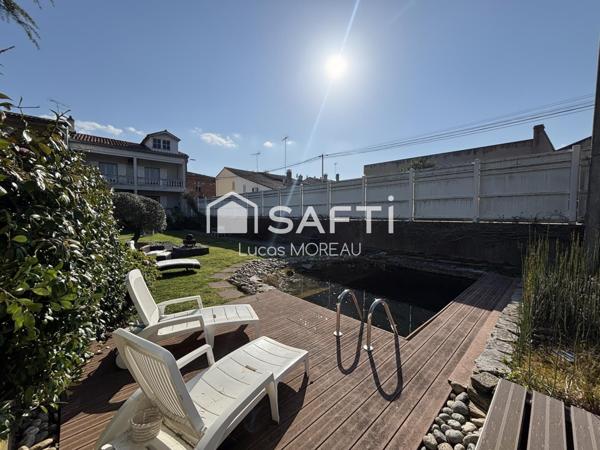 Maison de ville avec jardin et piscine