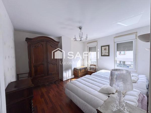 Maison de ville avec jardin et piscine