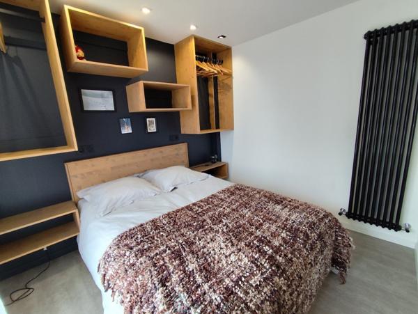 Maison 8 pièces (2 logements) avec jardin, parking