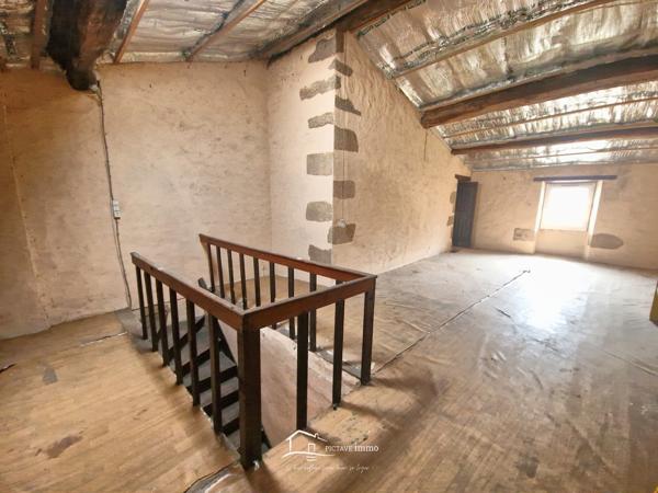 Maison de bourg - 243m2 - Atelier Lusignan (86600)