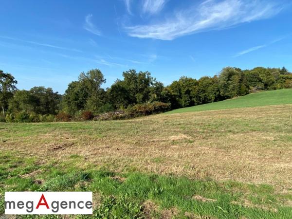 Terrain à SAINTE-FEREOLE, 19270 - 1553m²