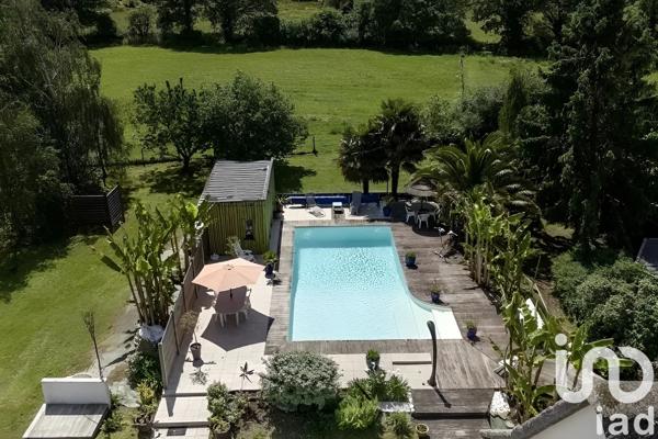 Maison à vendre 7 pièces 203 m² Saint-Lyphard