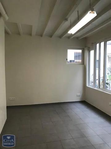 Local professionnel à louer Paris 11e Arrondissement (75011)