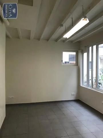 Local professionnel à louer Paris 11e Arrondissement (75011)
