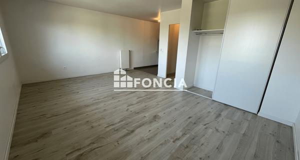 Location Studio 36.9 m² - ÉLancourt 78990