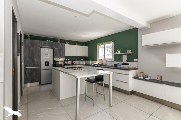 Maison à vendre |  Montbazin |  8 pièces | 203 m²