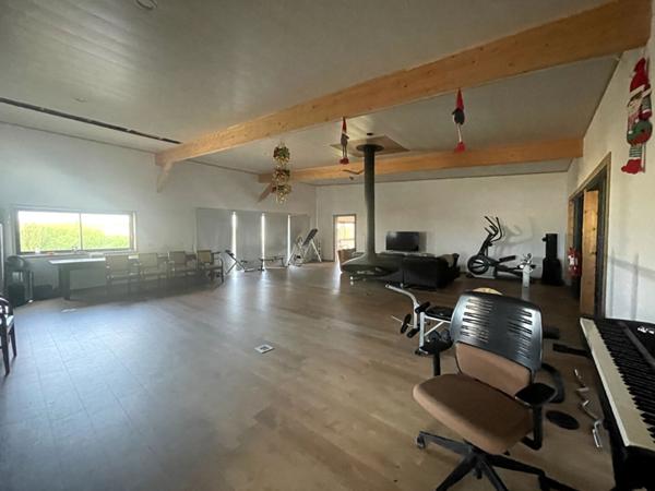 Local commercial Tremblay Les Villages 460m2