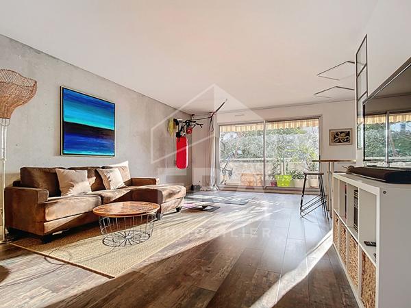 MARSEILLE 8EME - APPARTEMENT T3 75m² - CALME & LUMINOSITE - QUARTIER STE ANNE / MAZARGUES