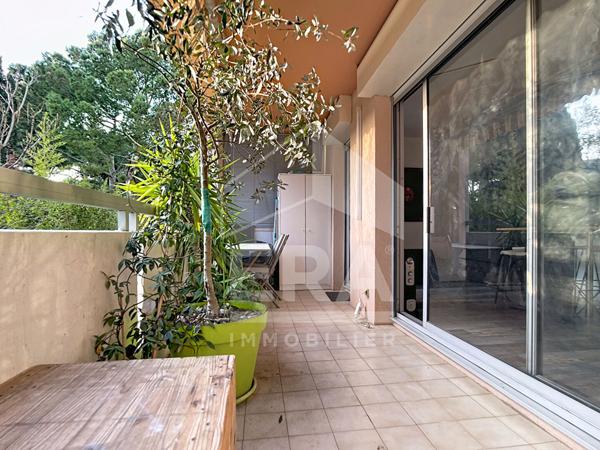 MARSEILLE 8EME - APPARTEMENT T3 75m² - CALME & LUMINOSITE - QUARTIER STE ANNE / MAZARGUES