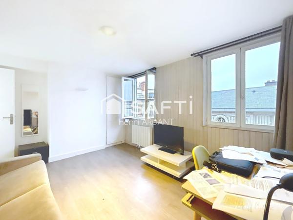 T1 PLEIN CENTRE-VILLE LIMOGES / Excellente rentabilité