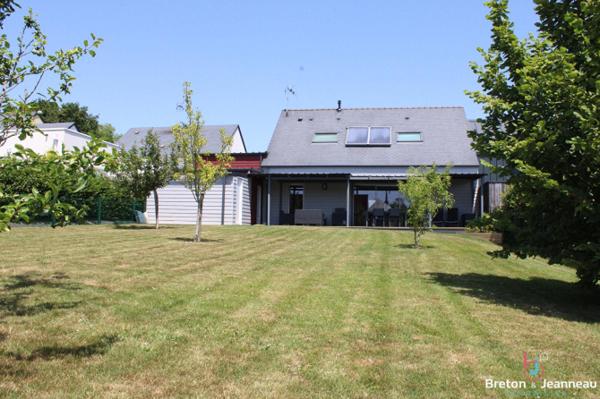 Maison de 120 m² avec carport à Argentré