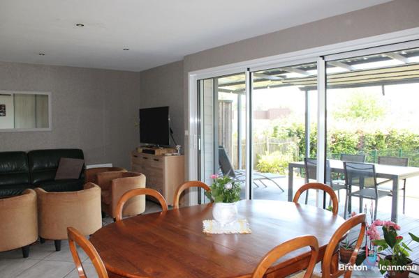 Maison de 120 m² avec carport à Argentré