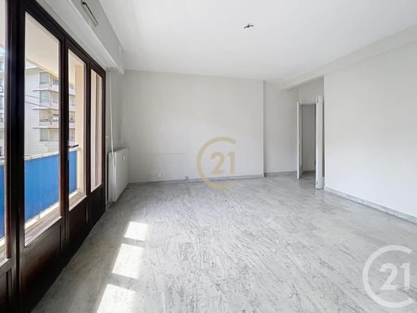 Appartement F3 à vendre  3 pièces - 64 m2 CANNES LA BOCCA - 06