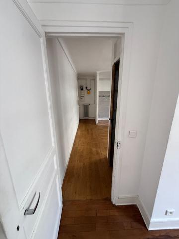 DERNIER ETAGE  2 pièce(s) 30 m2