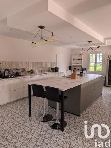 Maison à vendre 7 pièces 166 m² Boutiers-Saint-Trojan
