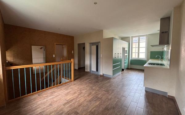 Maison à vendre    3 pièces •  Castres