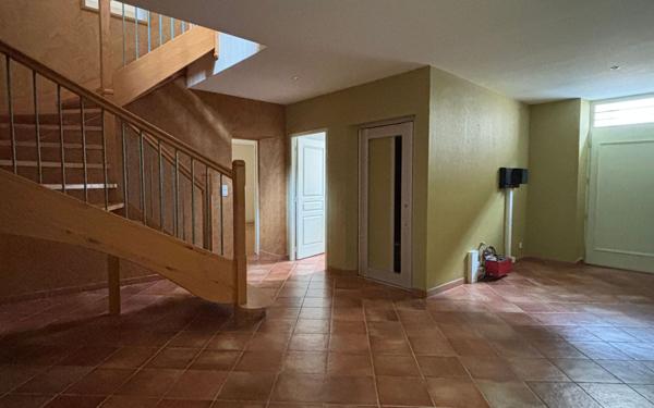 Maison à vendre    3 pièces •  Castres