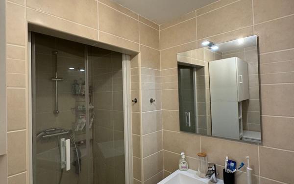 Appartement à louer    1 pièce • 26,47 m2 Chambéry