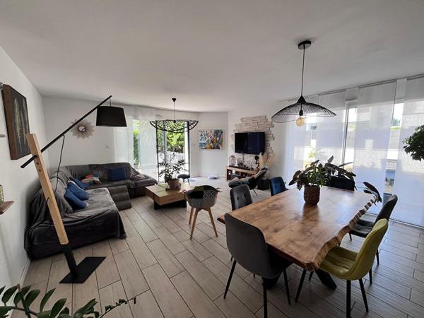 Maison 5 chambres, jardin et garage