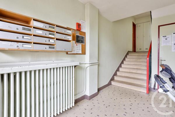 Appartement F3 à vendre  3 pièces - 50 m2 LA COURNEUVE - 93