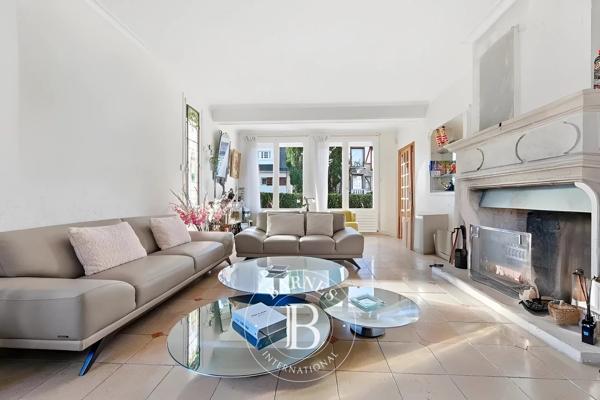 Sceaux, Maison 6 Chambres -  213 m² à vendre