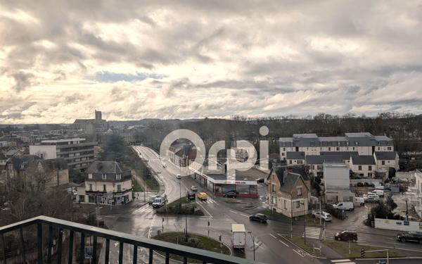 Appartement à vendre    3 pièces • 75 m2 Soissons