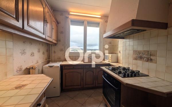 Appartement à vendre    3 pièces • 75 m2 Soissons