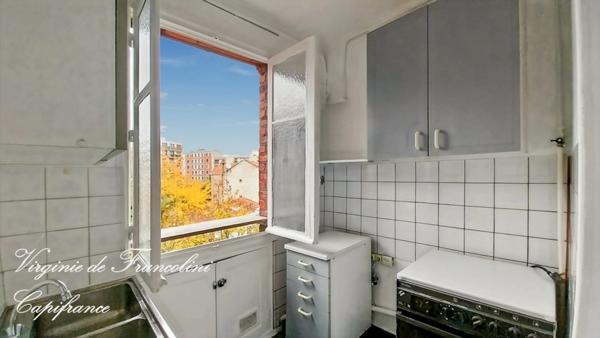 Fontenay-sous-Bois Village-3ème et dernier étage,A vendre appartement 3p 55,60 m2 + combles-Calme-Proximité RER A