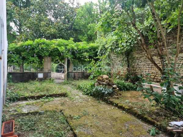 Maison en pierre de 96 m²