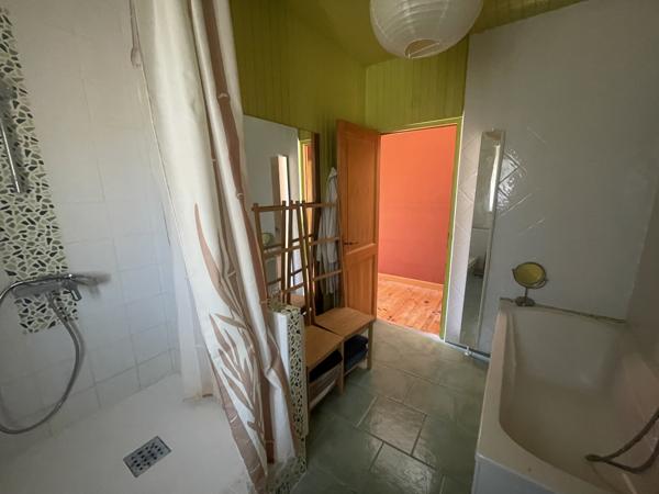 PROCHE CARCASSONNE - MAISON 250 M² - PISCINE - 2 TERRASSES - JARDIN - PARKING PRIVATIF Détails des diagnostics énergétiques