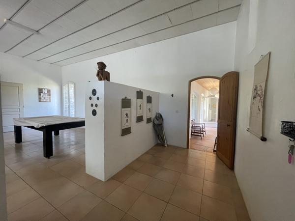 PROCHE CARCASSONNE - MAISON 250 M² - PISCINE - 2 TERRASSES - JARDIN - PARKING PRIVATIF Détails des diagnostics énergétiques