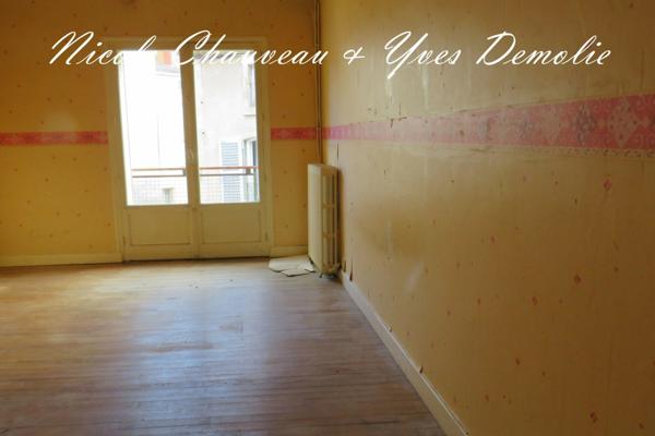 Appartement à rénover en plein centre-ville d’Issoire – 77 m² habitables – Idéal investisseur ou résidence principale