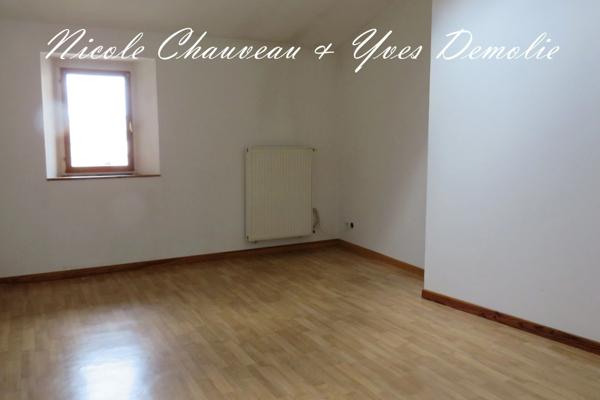 Appartement à rénover en plein centre-ville d’Issoire – 77 m² habitables – Idéal investisseur ou résidence principale