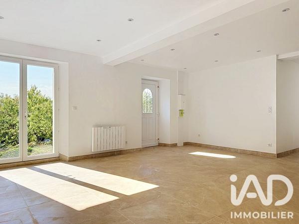 Location appartement 3 pièces 66,85 m² Vic-sur-Aisne
